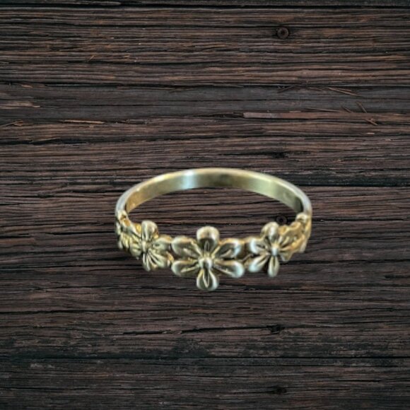 Sterling Silver 925 Daisy Chain Flower Band Ring SZ 9 Stackable - Picture 8 of 8